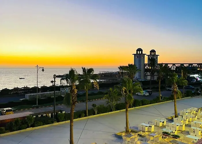 Porto Elsokhna Towers Sea View شقة *